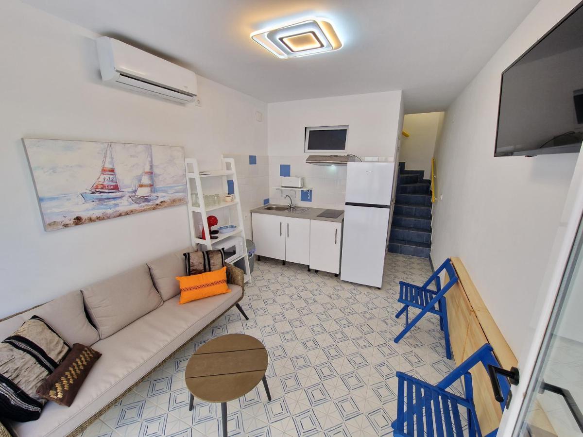 La Maisonnette Bleue Empuriabrava Bagian luar foto