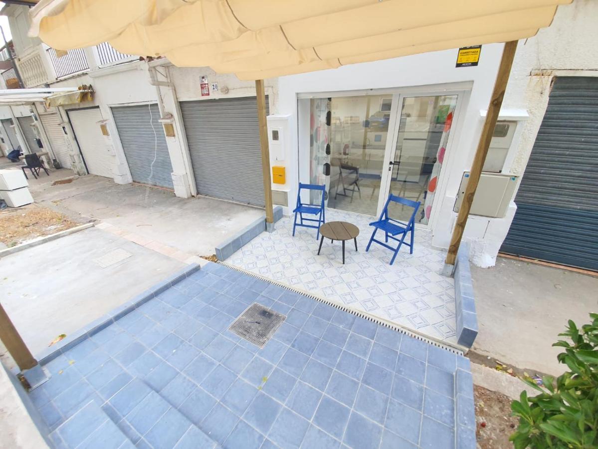 La Maisonnette Bleue Empuriabrava Bagian luar foto