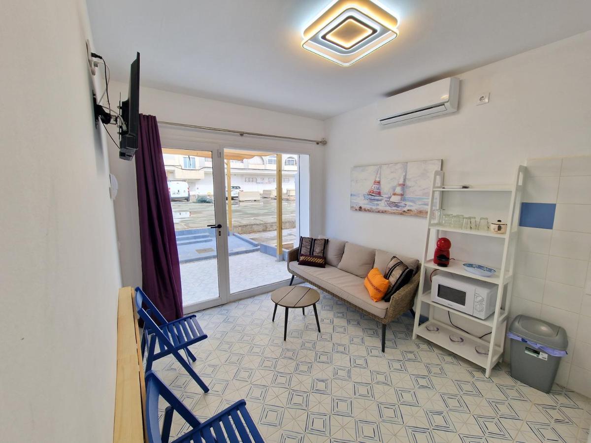 La Maisonnette Bleue Empuriabrava Bagian luar foto