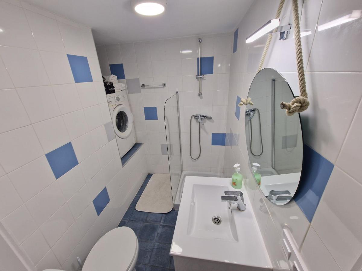 La Maisonnette Bleue Empuriabrava Bagian luar foto